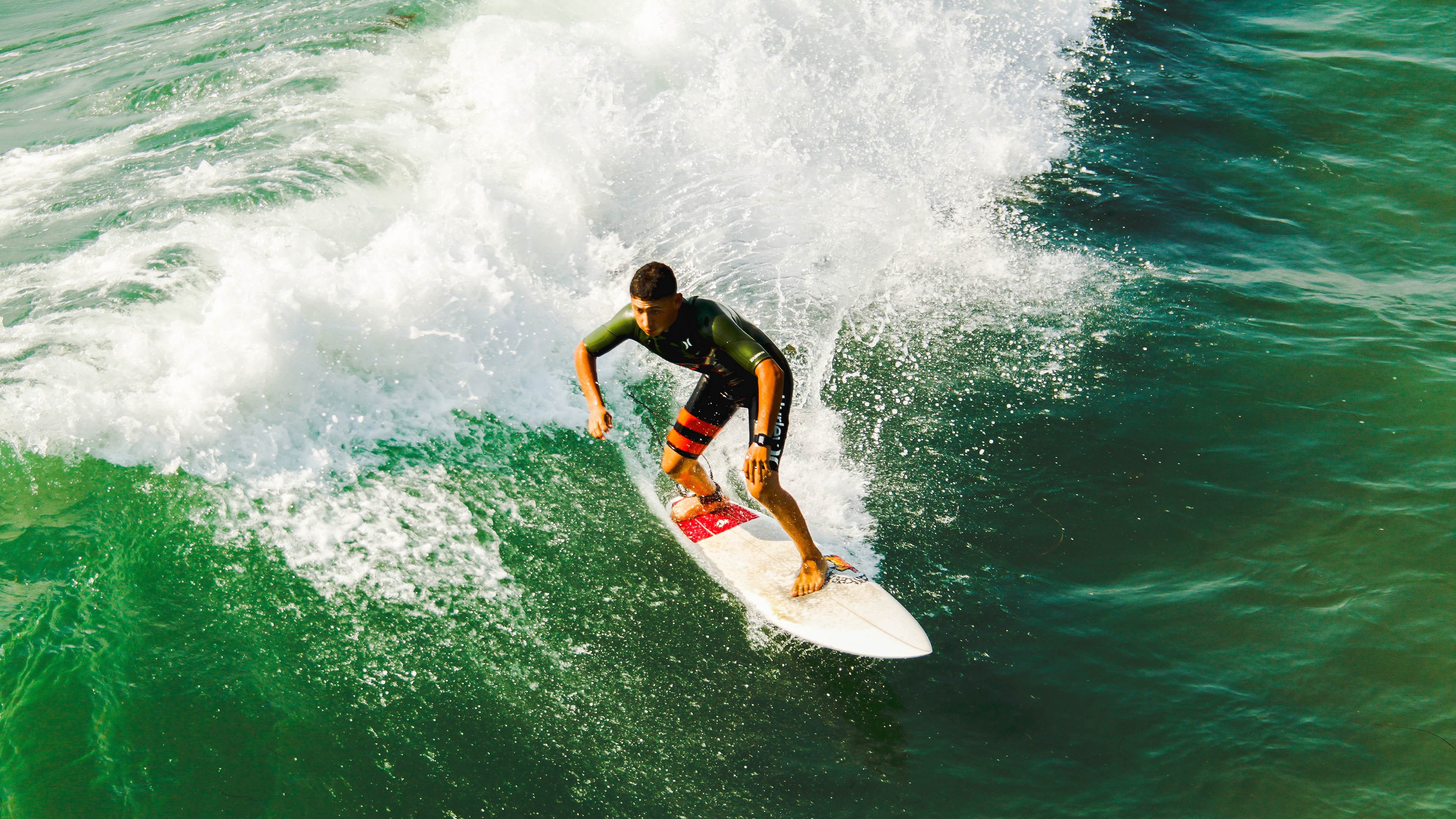 澳大利亚橄榄球赛事直播量创新高，一场令人激动的澳式橄榄球比赛